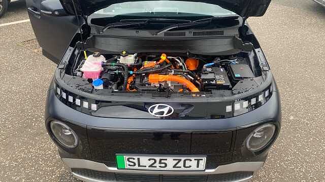 Hyundai INSTER 85kW 02 49kWh 5dr Auto Electric Hatchback