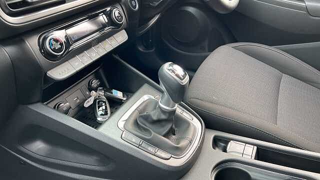 Hyundai KONA 1.0 TGDi 48V MHEV Premium 5dr Petrol Hatchback