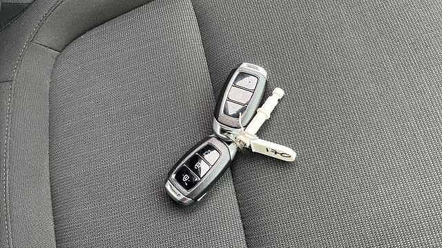 Hyundai KONA 1.0 TGDi 48V MHEV Premium 5dr Petrol Hatchback