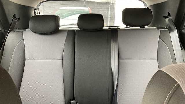 Hyundai i20 1.2 MPi SE 5dr Petrol Hatchback