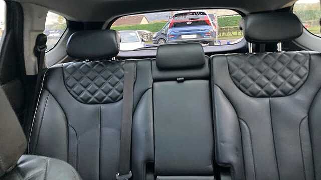 Hyundai SANTA FE 1.6 TGDi Plug-in Hybrid Ultimate 5dr 4WD Auto Estate Black
