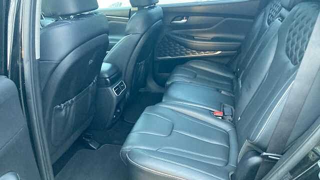 Hyundai SANTA FE 1.6 TGDi Plug-in Hybrid Ultimate 5dr 4WD Auto Estate Black