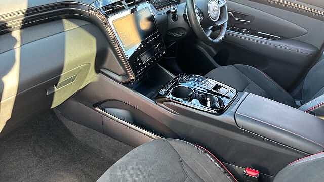 Hyundai TUCSON 1.6 TGDi Hybrid 230 N Line S 5dr 2WD Auto Hybrid Estate Red