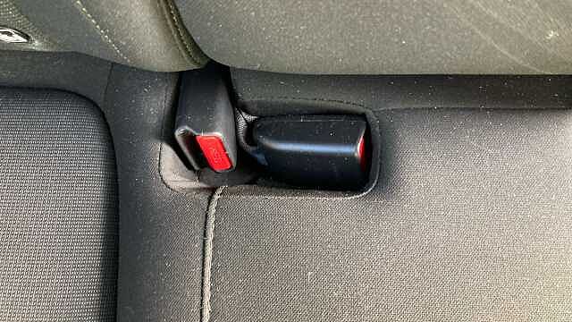 Hyundai KONA 1.6 GDi Hybrid Premium 5dr DCT Hybrid Hatchback Red