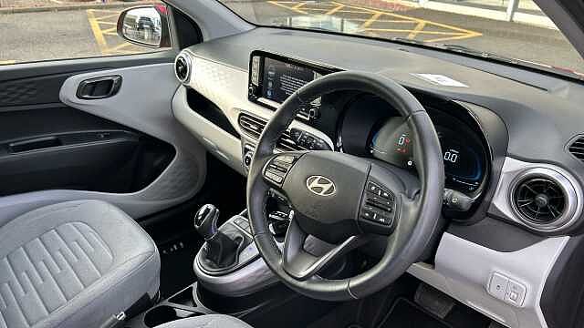 Hyundai I10 1.2 [79] Premium 5dr Auto [Nav] Petrol Hatchback Red