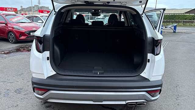 Hyundai TUCSON 1.6T Hybrid Advance 5dr Auto Hybrid Estate Special Solid - Atlas White