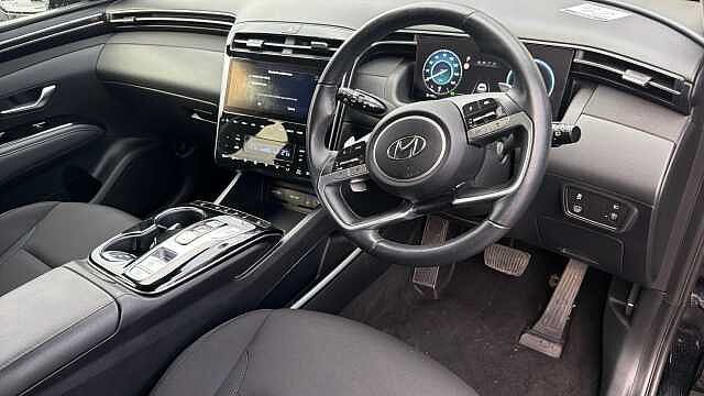 Hyundai TUCSON 1.6 TGDi Hybrid 230 Premium 5dr 2WD Auto Hybrid Estate Black