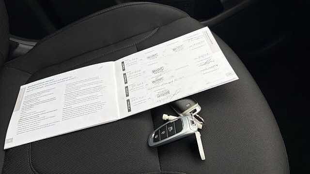 Hyundai TUCSON 1.6 TGDi Hybrid 230 Premium 5dr 2WD Auto Hybrid Estate Black