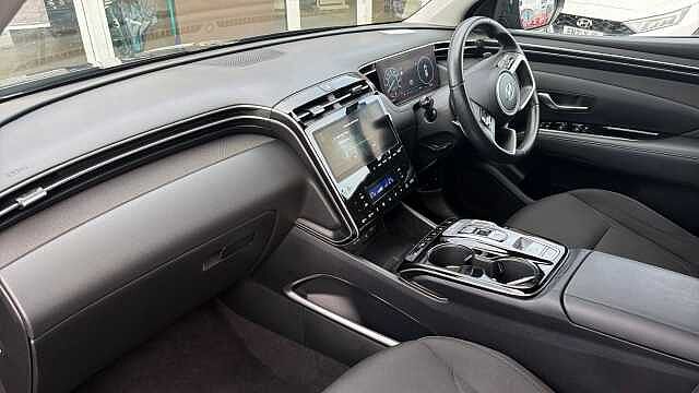 Hyundai TUCSON 1.6 TGDi Hybrid 230 Premium 5dr 2WD Auto Hybrid Estate Black