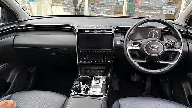 Hyundai TUCSON 1.6 TGDi Hybrid 230 Ultimate 5dr 2WD Auto Hybrid Estate Black