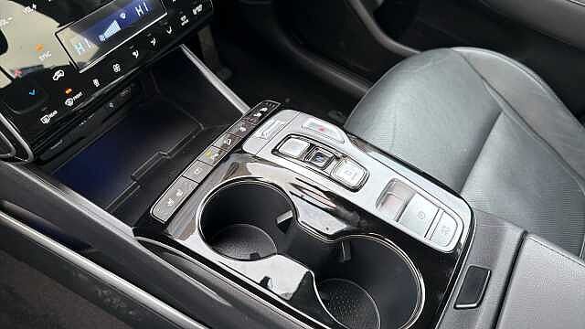 Hyundai TUCSON 1.6 TGDi Hybrid 230 Ultimate 5dr 2WD Auto Hybrid Estate Black