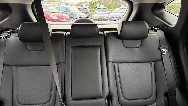 Hyundai TUCSON 1.6 TGDi Hybrid 230 Ultimate 5dr 2WD Auto Hybrid Estate Black