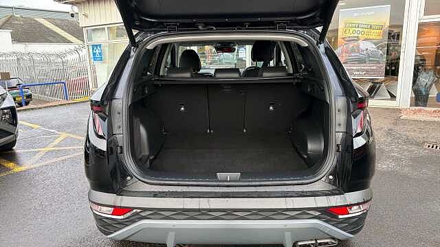 Hyundai TUCSON 1.6 TGDi Hybrid 230 Ultimate 5dr 2WD Auto Hybrid Estate Black