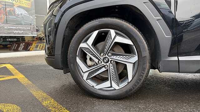 Hyundai TUCSON 1.6 TGDi Hybrid 230 Ultimate 5dr 2WD Auto Hybrid Estate Black