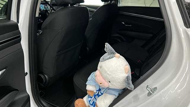 Hyundai TUCSON 1.6 TGDi Plug-in Hybrid Premium 5dr 4WD Auto Estate White