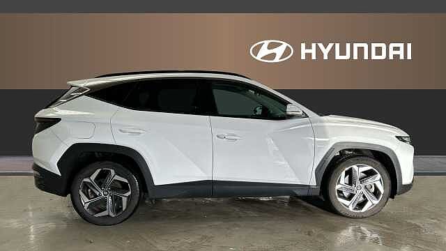 Hyundai TUCSON 1.6 TGDi Plug-in Hybrid Premium 5dr 4WD Auto Estate White