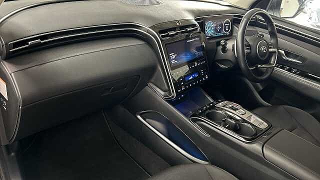 Hyundai TUCSON 1.6 TGDi Plug-in Hybrid Premium 5dr 4WD Auto Estate White