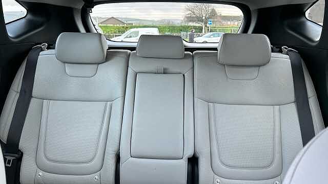 Hyundai TUCSON 1.6 TGDi Plug-in Hybrid Ultimate 5dr 4WD Auto Estate Grey