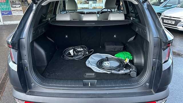 Hyundai TUCSON 1.6 TGDi Plug-in Hybrid Ultimate 5dr 4WD Auto Estate Grey