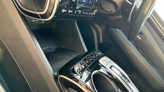 Hyundai TUCSON 1.6 TGDi Hybrid 230 Ultimate 5dr 2WD Auto Hybrid Estate White