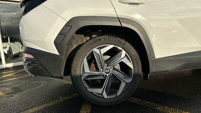 Hyundai TUCSON 1.6 TGDi Hybrid 230 Ultimate 5dr 2WD Auto Hybrid Estate White