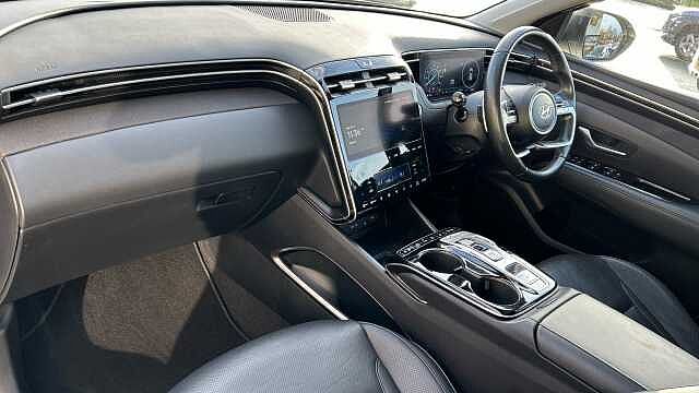 Hyundai TUCSON 1.6 TGDi Hybrid 230 Ultimate 5dr 2WD Auto Hybrid Estate White