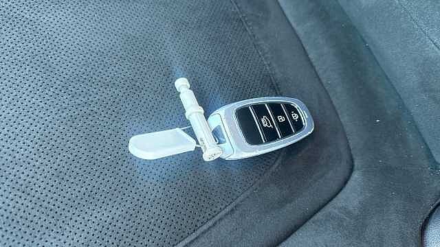 Hyundai TUCSON 1.6 TGDi N Line 5dr 2WD Petrol Estate Red