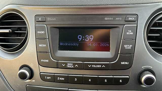 Hyundai I10 1.0 SE 5dr Petrol Hatchback Red