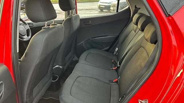 Hyundai I10 1.0 SE 5dr Petrol Hatchback Red