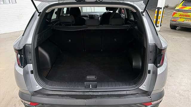 Hyundai TUCSON 1.6 TGDi Premium 5dr 2WD Petrol Estate Silver