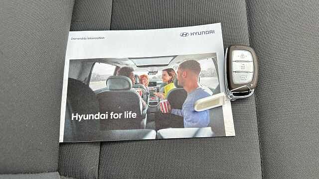 Hyundai BAYON 1.0 TGDi [90] Tech Line 5dr Petrol Hatchback Solid - Atlas White