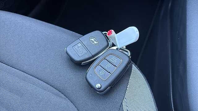 Hyundai i10 1.0 [63] Advance 5dr Auto [Nav] Petrol Hatchback