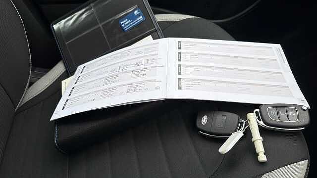 Hyundai i10 1.0 MPi SE Connect 5dr Auto Petrol Hatchback