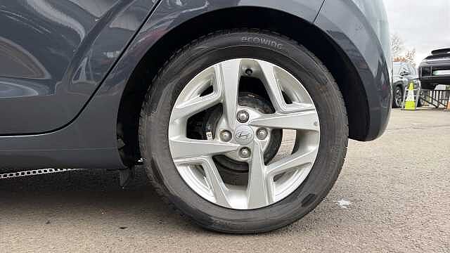 Hyundai i10 1.0 MPi SE Connect 5dr Auto Petrol Hatchback