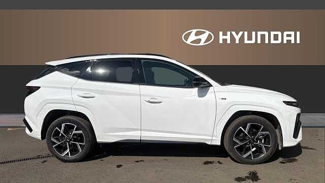 Hyundai TUCSON 1.6T 239 Hybrid N Line 5dr Auto Hybrid Estate White