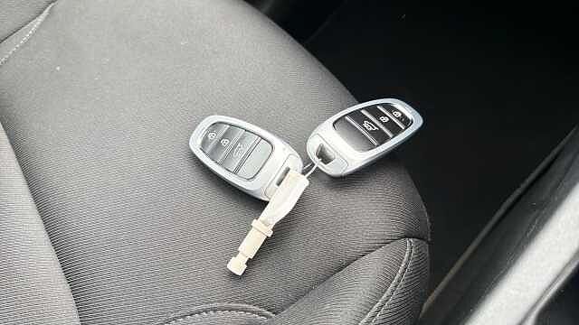 Hyundai TUCSON 1.6 TGDi 48V MHD Premium 5dr 2WD DCT Petrol Estate