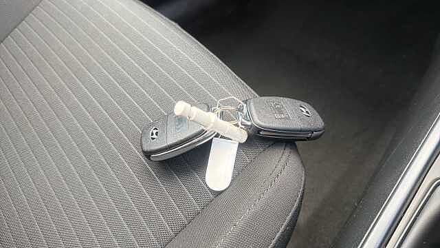 Hyundai i20 1.0T GDi 48V MHD SE Connect 5dr DCT Petrol Hatchback