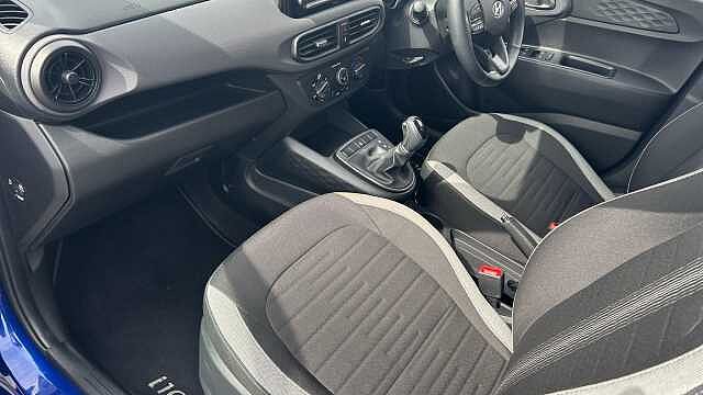 Hyundai i10 1.2 MPi SE Connect 5dr Auto Petrol Hatchback