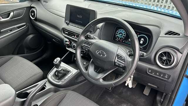 Hyundai KONA 1.0 TGDi 48V MHEV SE Connect 5dr Petrol Hatchback Blue