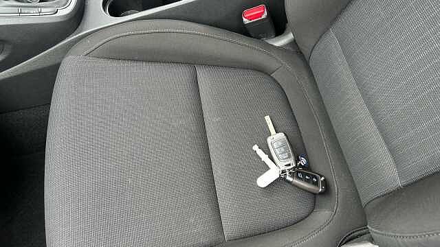 Hyundai KONA 1.0 TGDi 48V MHEV SE Connect 5dr Petrol Hatchback Blue