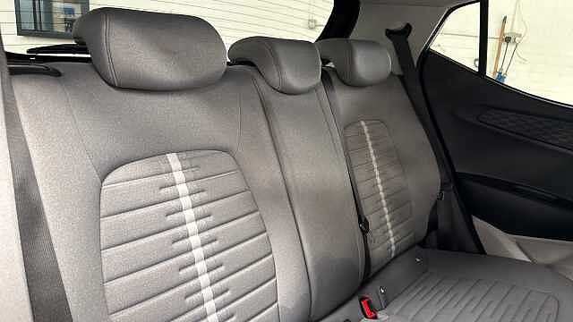 Hyundai i10 1.2 MPi Premium 5dr Petrol Hatchback