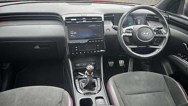 Hyundai TUCSON 1.6 TGDi N Line S 5dr 2WD Petrol Estate Red