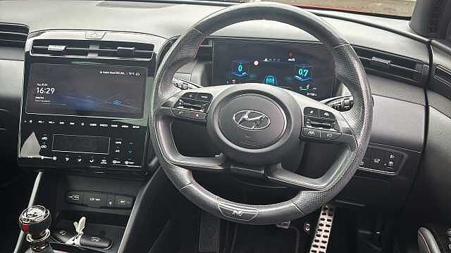Hyundai TUCSON 1.6 TGDi N Line S 5dr 2WD Petrol Estate Red