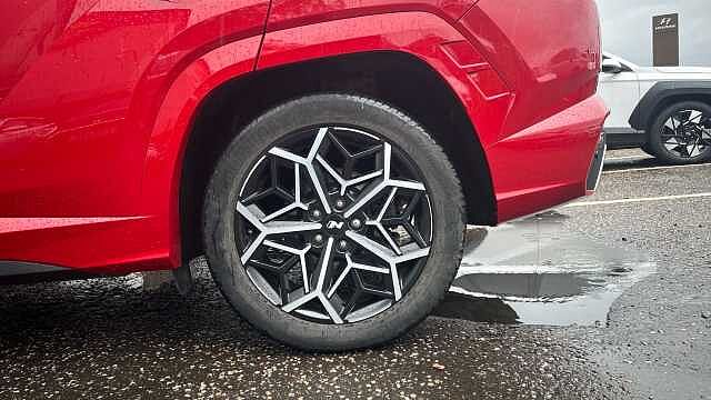 Hyundai TUCSON 1.6 TGDi N Line S 5dr 2WD Petrol Estate Red
