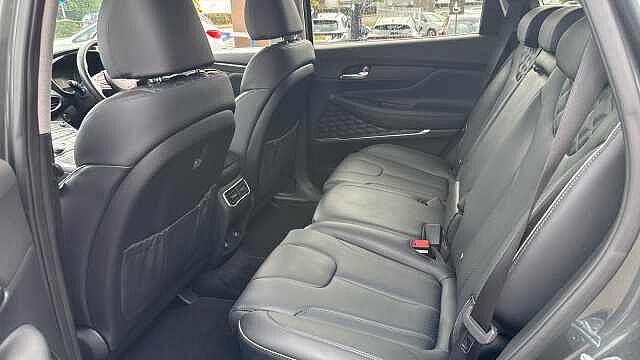 Hyundai SANTA FE 1.6 TGDi Plug-in Hybrid Premium 5dr 4WD Auto Estate Green