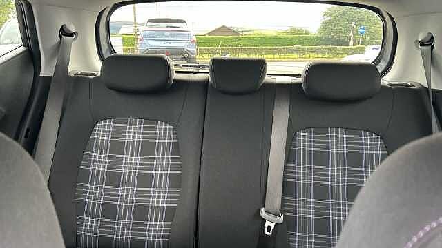 Hyundai i10 1.2 MPi Premium 5dr Auto Petrol Hatchback