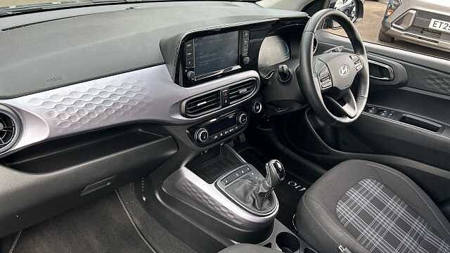 Hyundai i10 1.2 MPi Premium 5dr Auto Petrol Hatchback