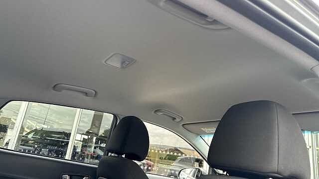 Hyundai KONA 1.6 GDi Hybrid Premium 5dr DCT Hybrid Hatchback Grey
