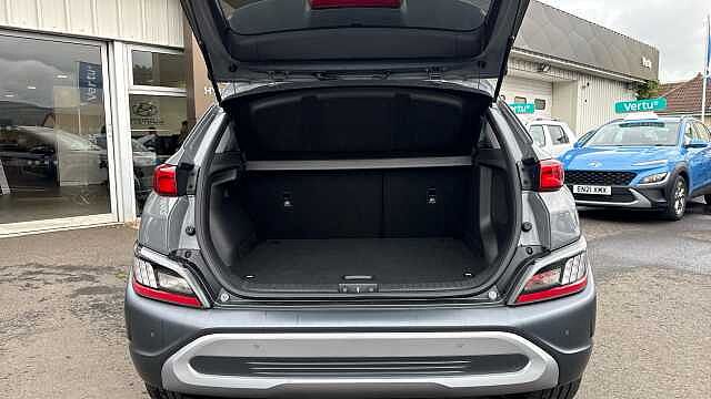 Hyundai KONA 1.6 GDi Hybrid Premium 5dr DCT Hybrid Hatchback Grey