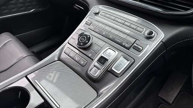 Hyundai SANTA FE 1.6 TGDi Plug-in Hybrid Ultimate 5dr 4WD Auto Estate